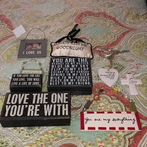 Wood, Ceramic, Metal & Fabric Signs